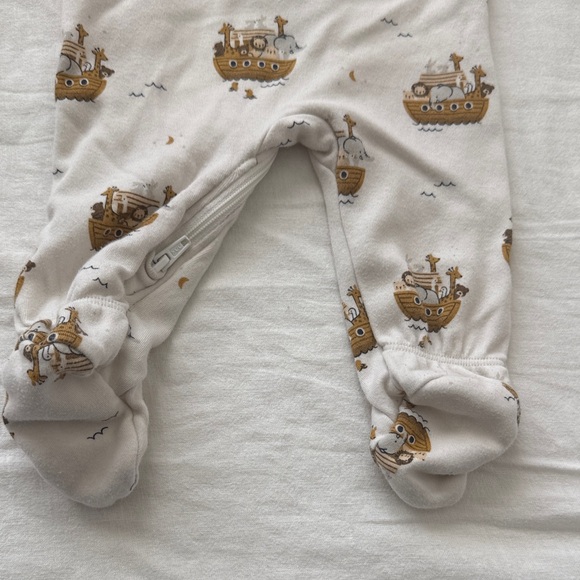 Petit Lem On the Ark Cream Print Sleeper - Picture 7 of 8